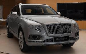 Bentley Bentayga V8 2020 года